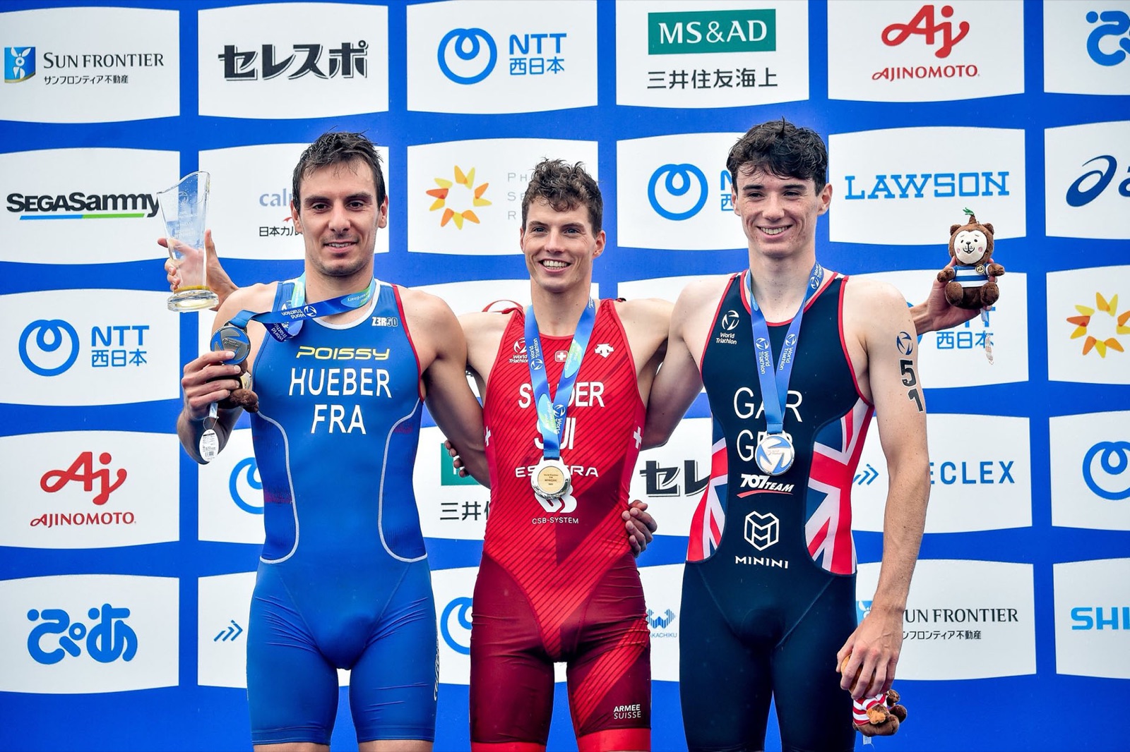 Michael Gar on the podium with his bronze medal at the 2025 World Triathlon Cup Miyazaki, Japan